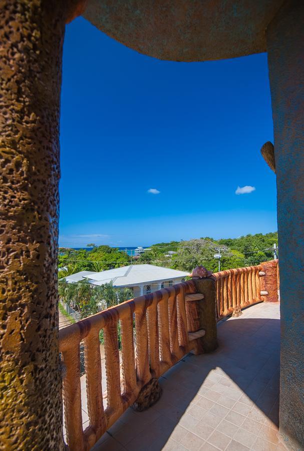 Hotel Los Corales West End Bagian luar foto