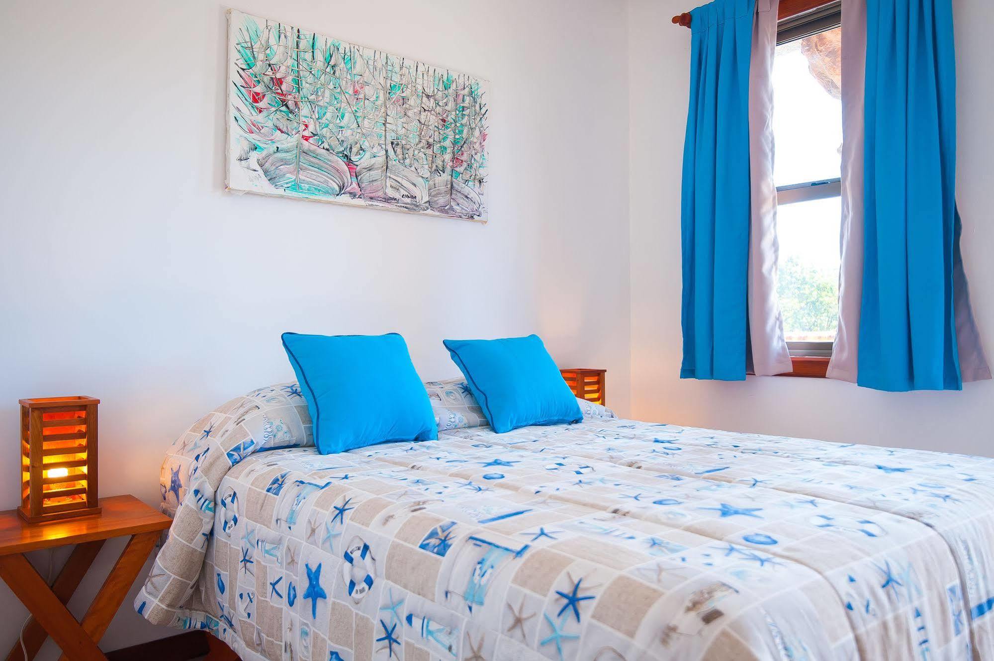 Hotel Los Corales West End Bagian luar foto